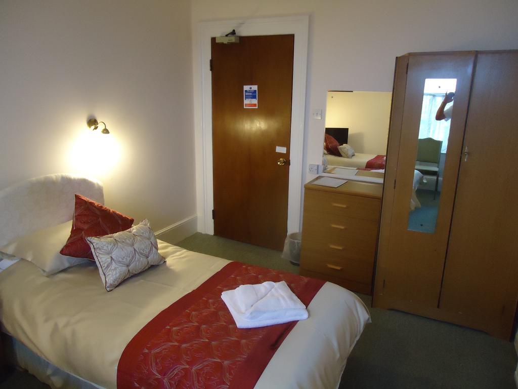 Abbey Court Hotel Torquay Habitación foto